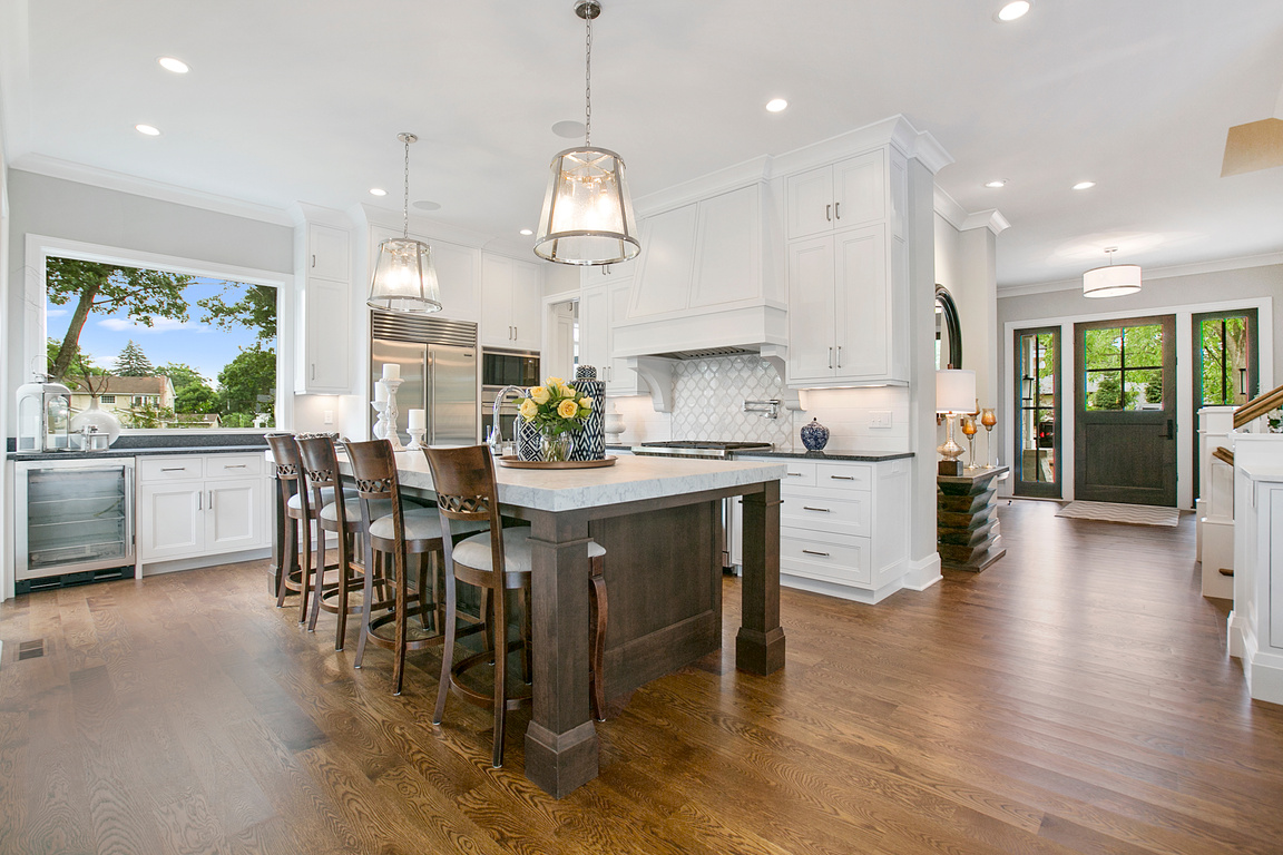 New luxurious home with gorgeous kitchen